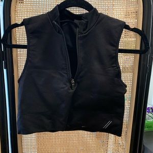 We are tala black crop